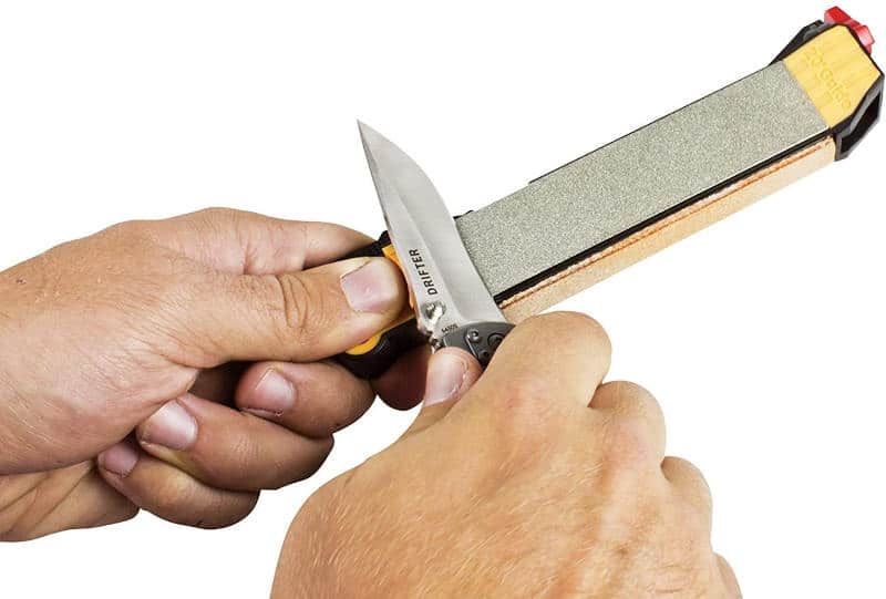 Hsarpening pocket knife with Work Sharp Pocket Knife Sharpener
